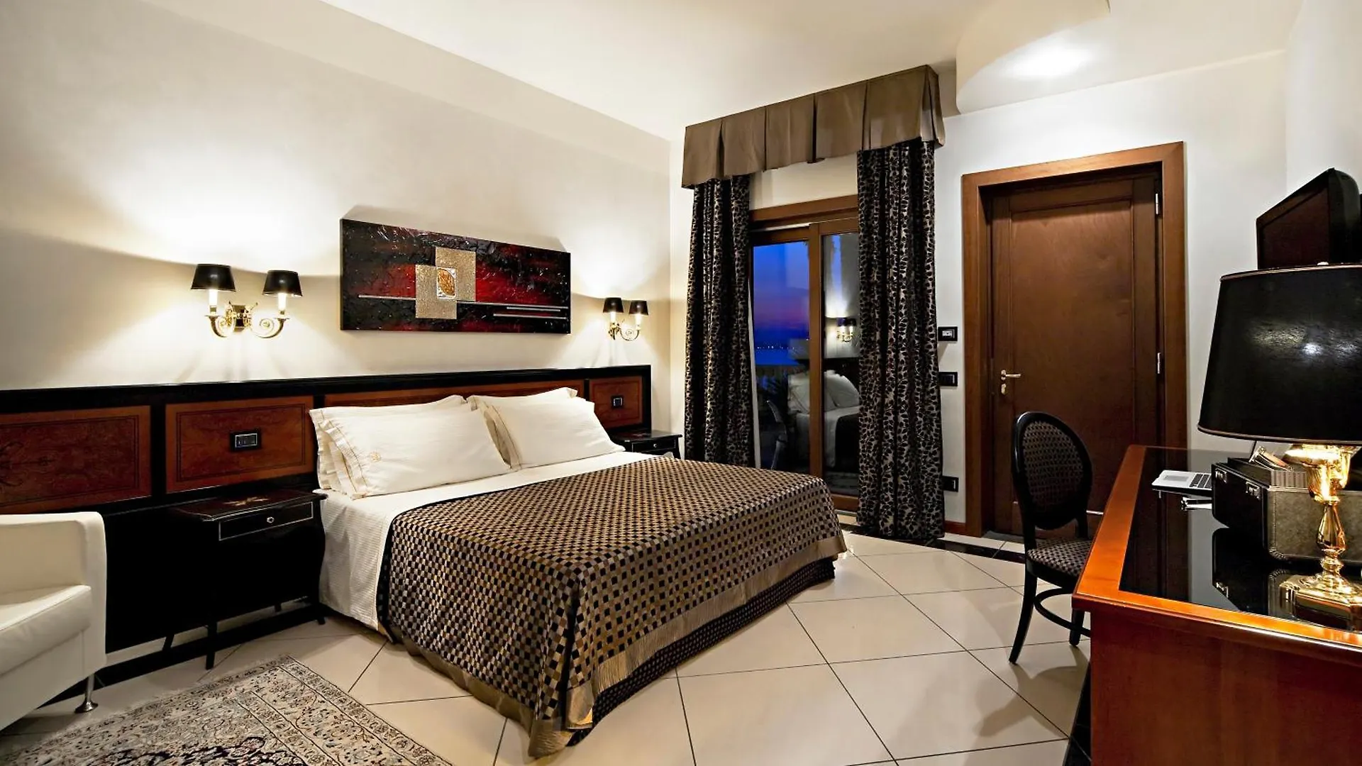 Minareto Hotel Syracuse Italië